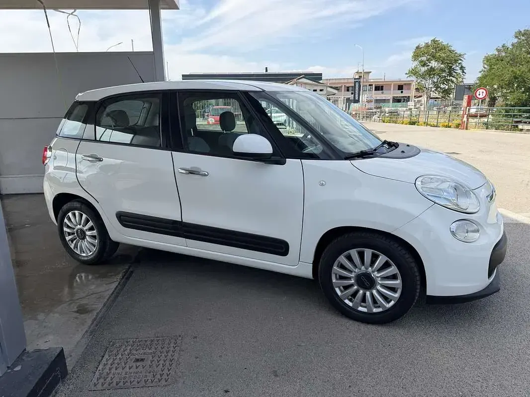 Usata Fiat 500L Lounge 95 CV (69 kW) 2017 Monovolume