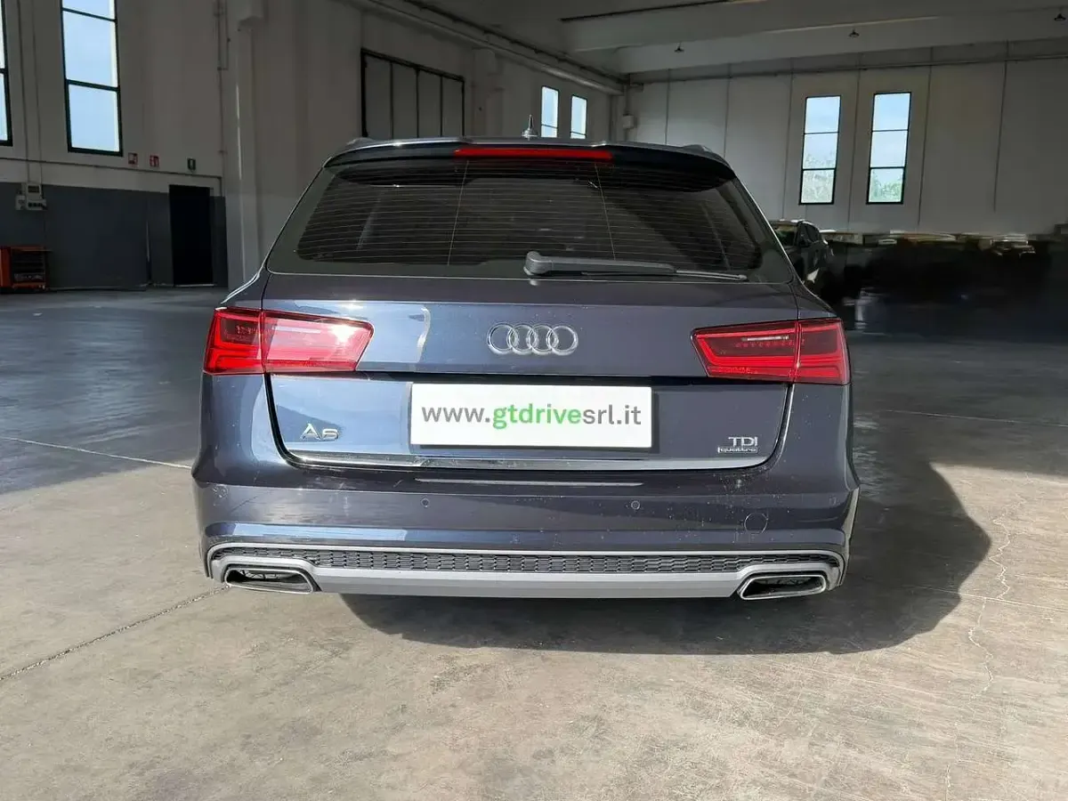 Usata Audi A6 S-Line 218 CV (160 kW) 2016 Blu scuro metallizzato Station wagon