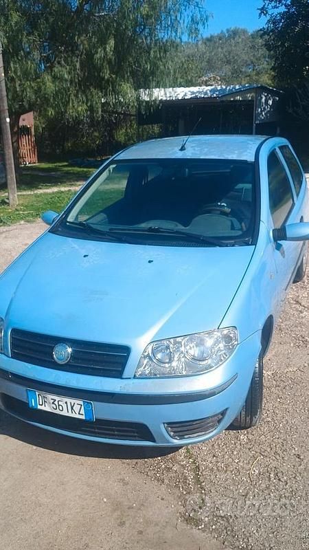 Usata Fiat Punto 2003 Blu Utilitaria
