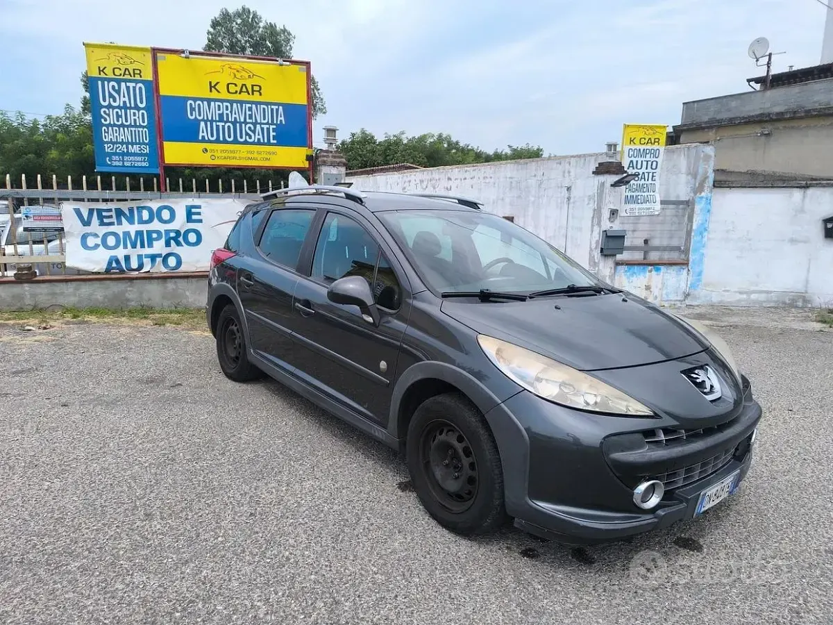 Usata Peugeot 207 Outdoor Outdoor 90 CV (66 kW) 2008 Grigio Station wagon