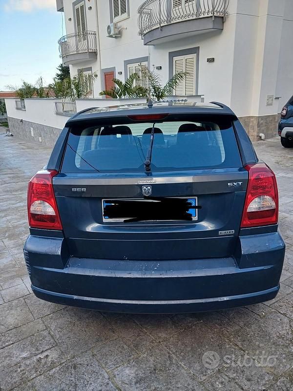 Usata Dodge Caliber 140 CV (102 kW) 2009 Grigio Utilitaria