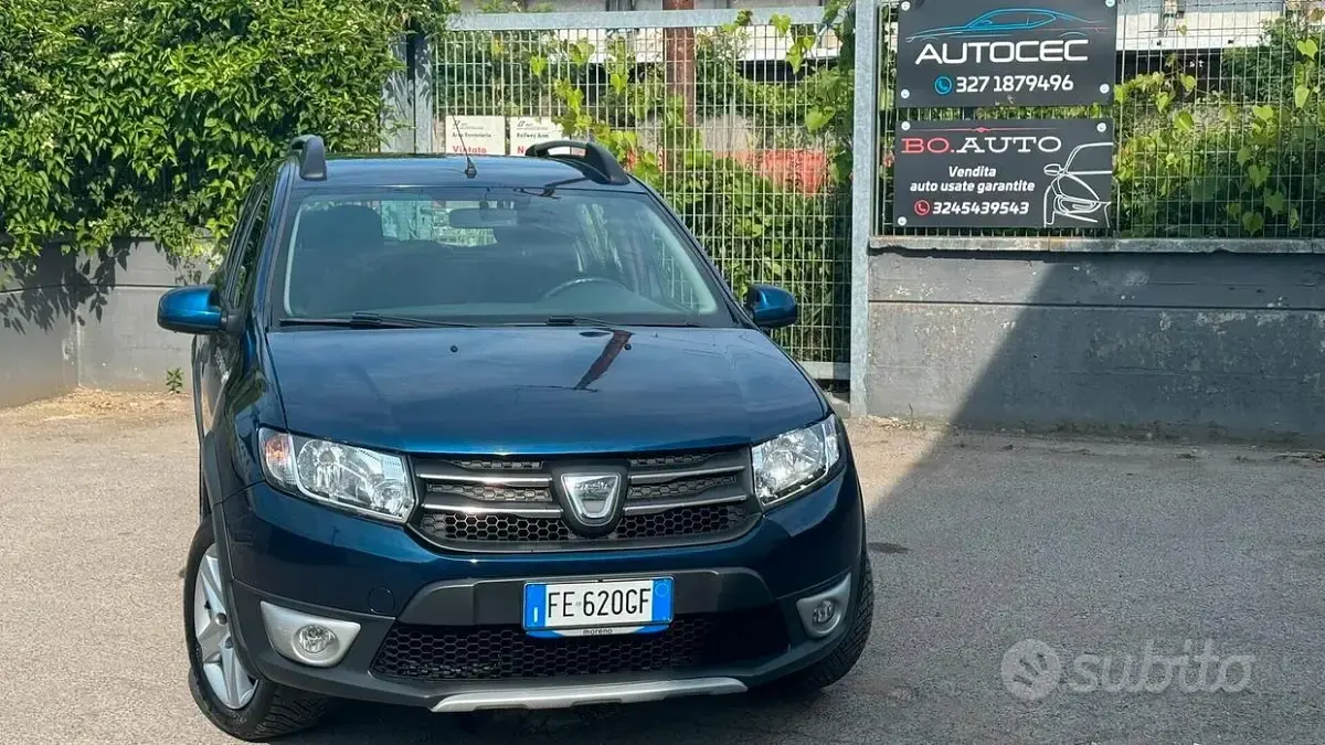 Usata Dacia Sandero Stepway 90 CV (66 kW) 2016 Blu Berlina