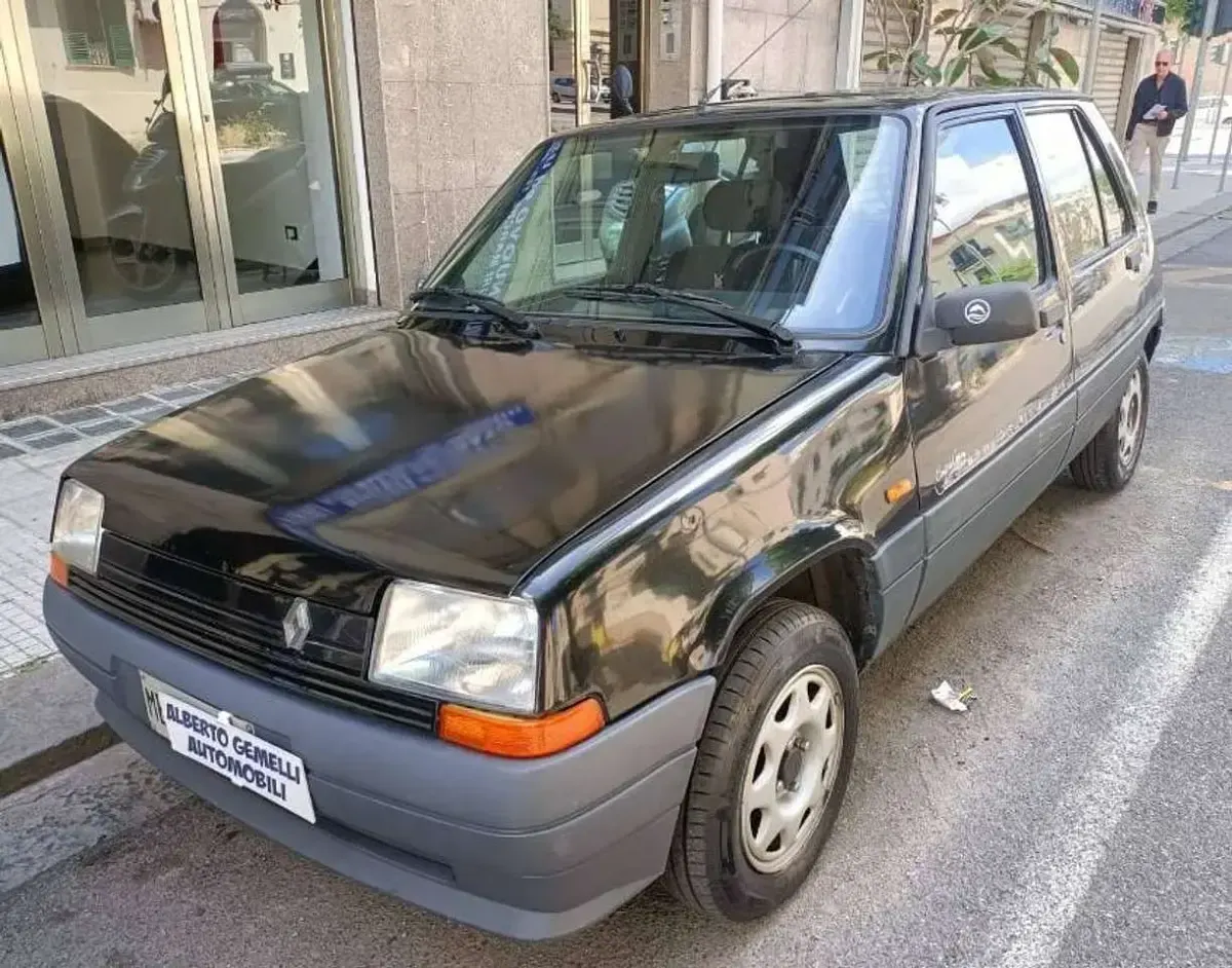 Usata Renault Super 5 46 CV (33 kW) 1990 Nero Utilitaria