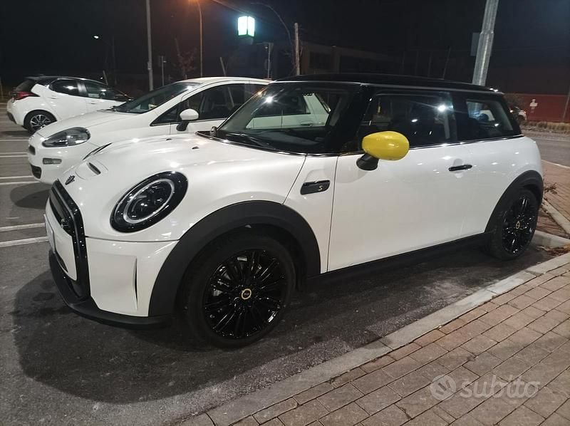Bianco Usata 2023 Mini Cooper Utilitaria | 19.900 € - Immagine 1/4