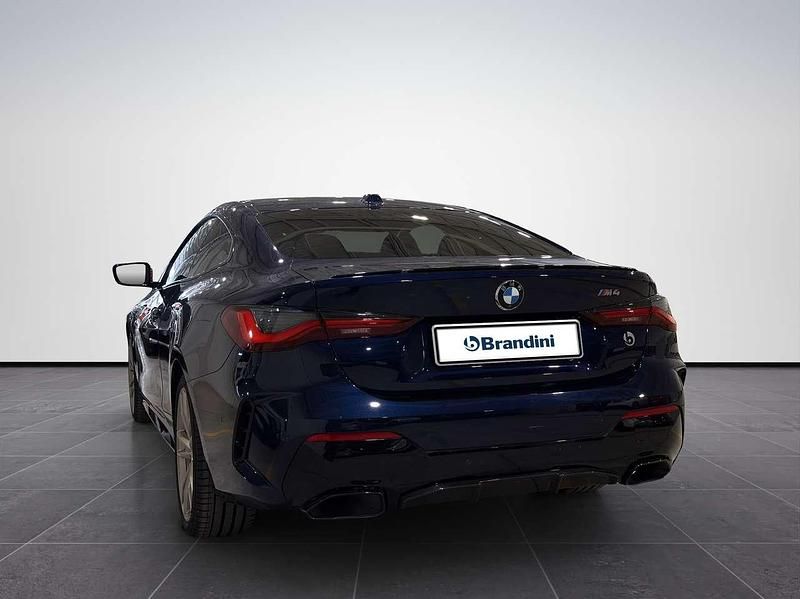 Usata BMW 440 M Sport 374 CV (275 kW) 2024 Carbonschwarz metallizzato Coupé