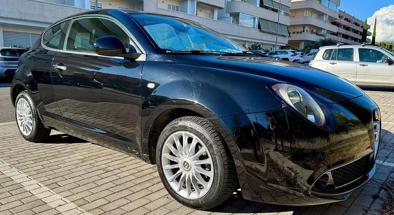 Nero Usata 2016 Alfa Romeo MiTo Progression Due volumi | 6500 € (Ottimo prezzo) - Immagine 1/4