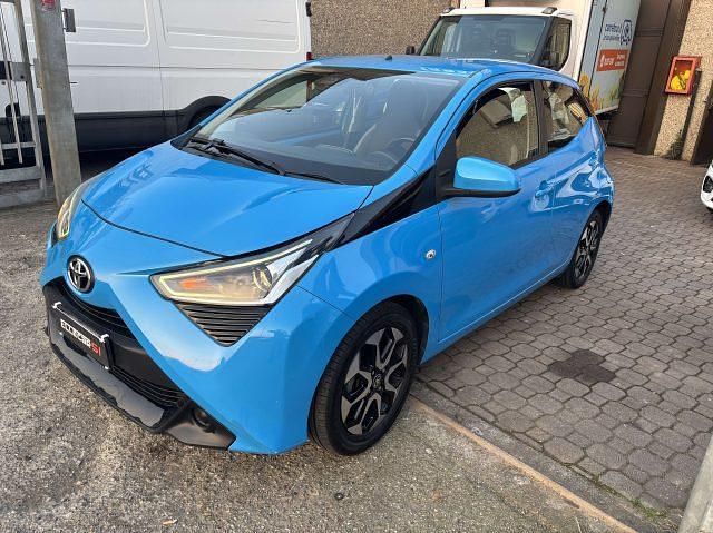 Usata Toyota Aygo Cool 69 CV (50 kW) 2018 Other Utilitaria