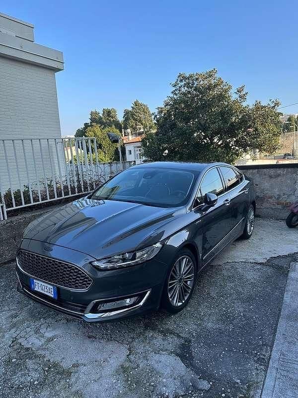 Usata Ford Mondeo Vignale 140 CV (102 kW) 2018 Berlina