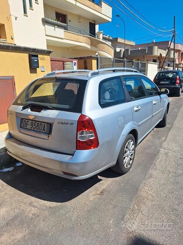Usata Chevrolet Nubira 109 CV (80 kW) 2007 Grigio Station wagon
