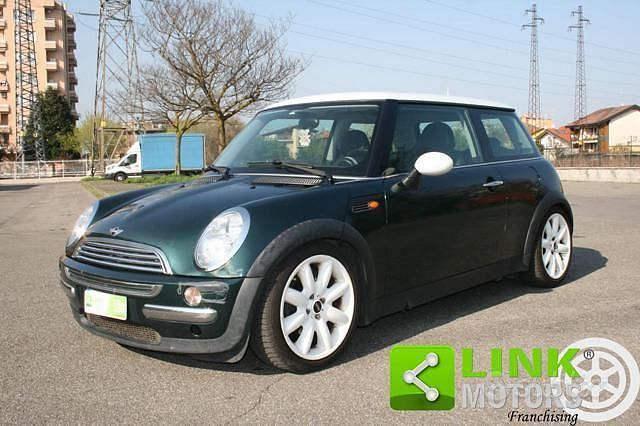 Verde Usata 2004 Mini Cooper Due volumi | 2600 € (Buon prezzo) - Immagine 1/4