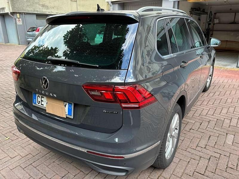 Usata VW Tiguan 150 CV (110 kW) 2021 Nero SUV