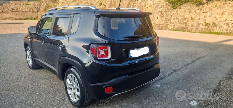 Usata Jeep Renegade Limited 120 CV (88 kW) 2016 SUV