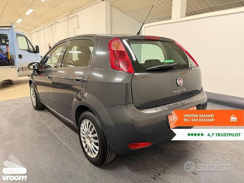 Usata Fiat Punto Young 69 CV (50 kW) 2016 Utilitaria