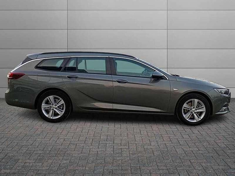 Usata Opel Insignia Business 170 CV (125 kW) 2019 Grigio Station wagon