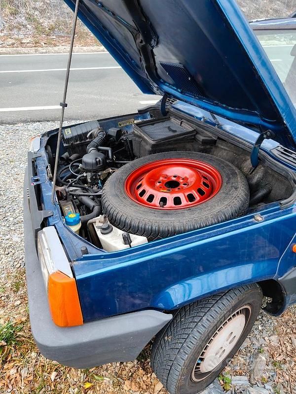 Usata Fiat Panda Young 39 CV (28 kW) 2000 Blu Berlina