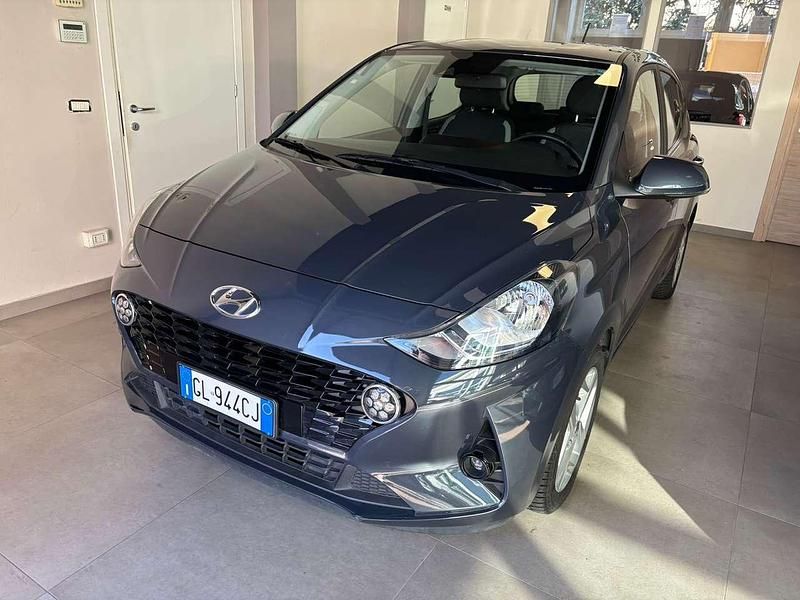Usata Hyundai i10 67 CV (49 kW) 2022 Blu/azzurro Utilitaria