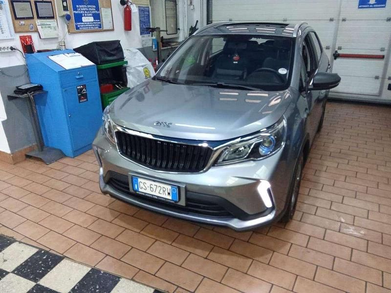 Usata EMC Wave 2 103 CV (75 kW) 2024 Nero SUV