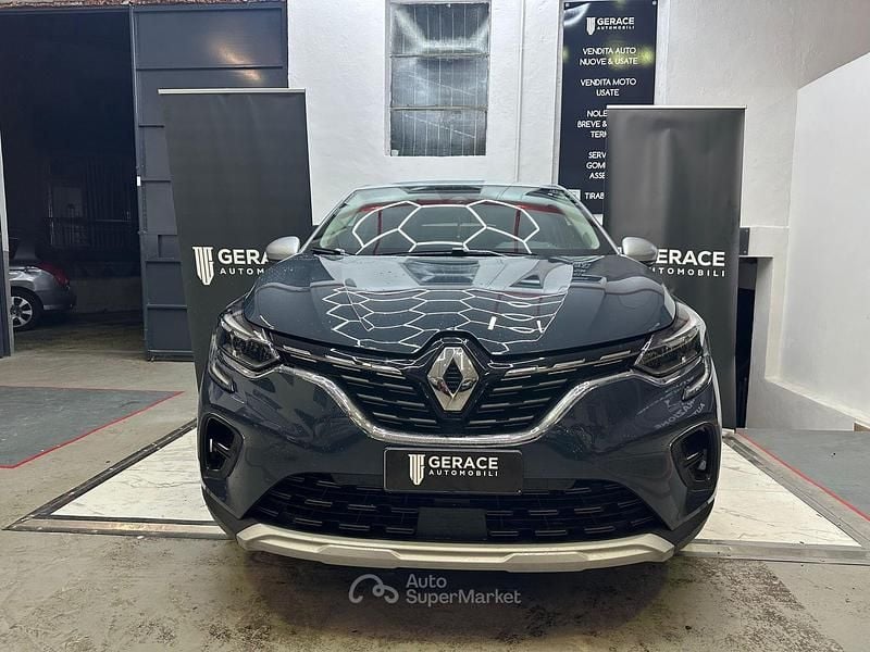 Usata Renault Captur 101 CV (74 kW) 2022 Blu SUV