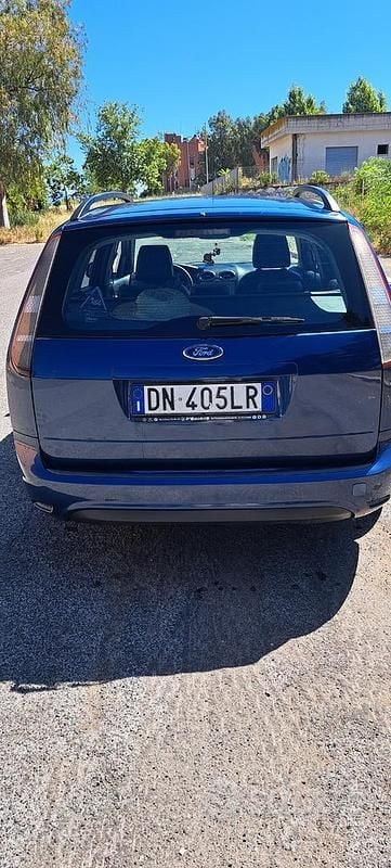 Usata Ford Focus 109 CV (80 kW) 2008 Blu Station wagon