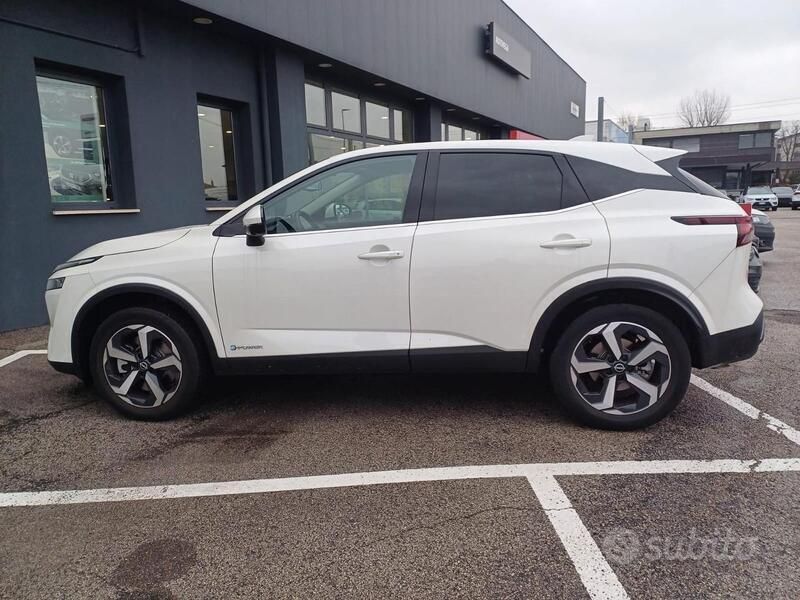 Bianco Usata 2023 Nissan Qashqai SUV | 30.500 € (Buon prezzo) - Immagine 1/4