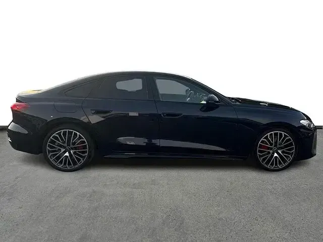 Gebraucht Audi A5 Edition .1 204 PS (150 kW) 2024 Blau Limousine