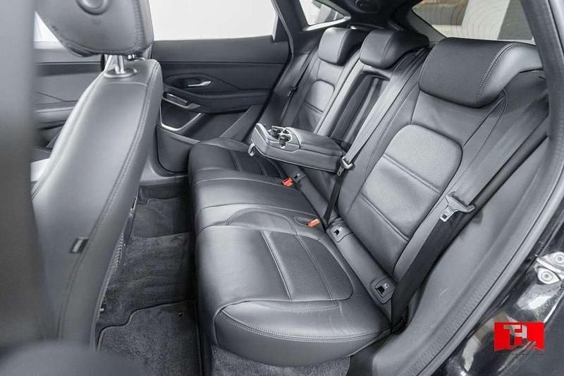 Usata Jaguar E-Pace R-Dynamic 150 CV (110 kW) 2020 Nero SUV