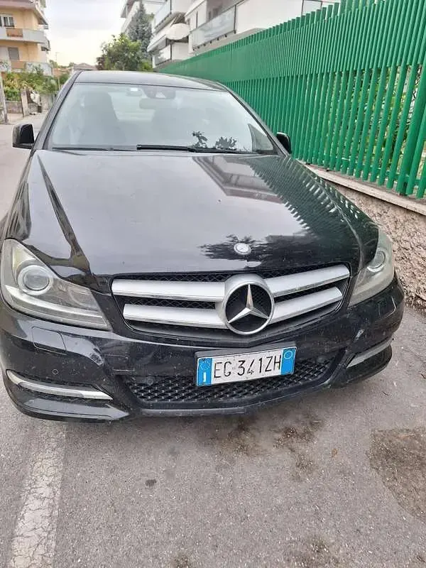 Gebraucht Mercedes C220 Executive 170 PS (125 kW) 2011 Coupé