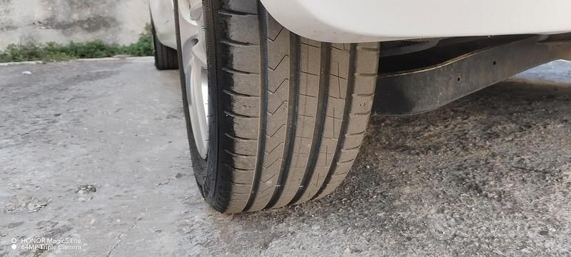 Usata VW Golf VI 110 CV (80 kW) 2009 Bianco Utilitaria