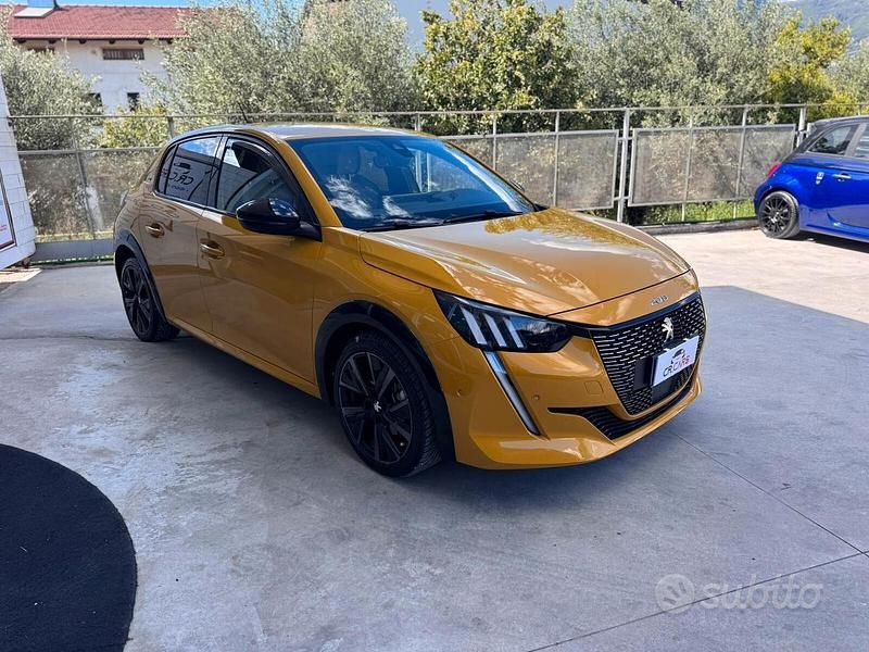 Gebraucht Peugeot 208 GT 101 PS (74 kW) 2021 Orange Kleinwagen