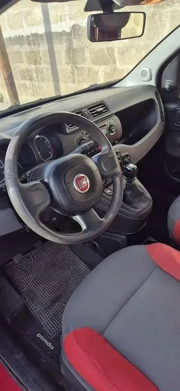 Usata Fiat Panda Easy 69 CV (50 kW) 2016 Utilitaria