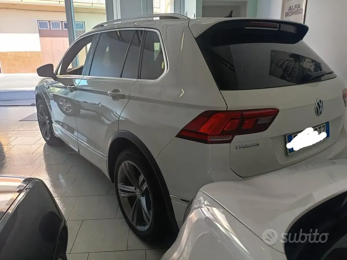 Usata VW Tiguan Sport 116 CV (85 kW) 2019 Bianco SUV