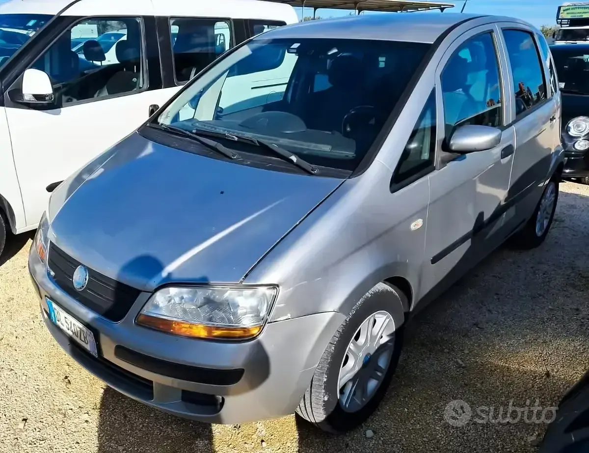 Usata Fiat Idea 69 CV (50 kW) 2007 Grigio Monovolume