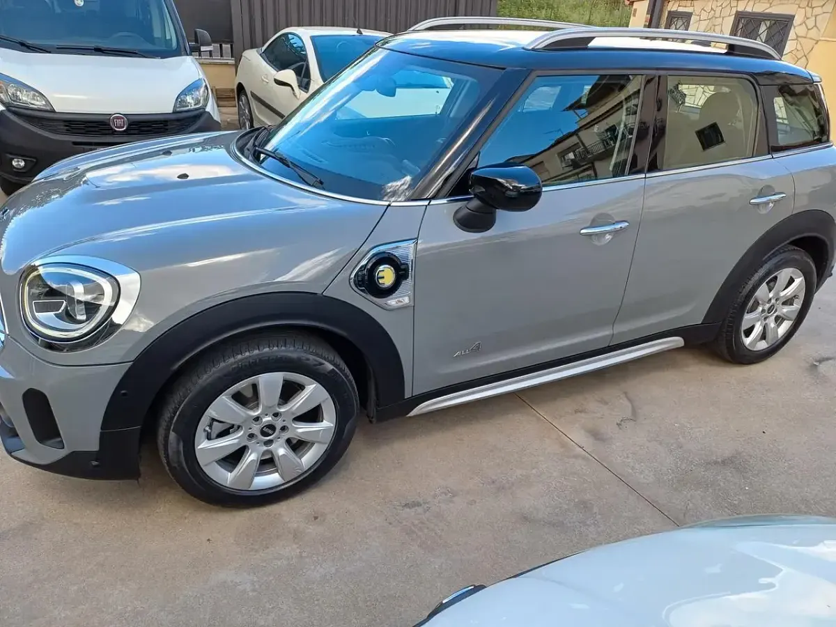 Usata Mini Cooper S Countryman Business 125 CV (91 kW) 2022 Grigio SUV