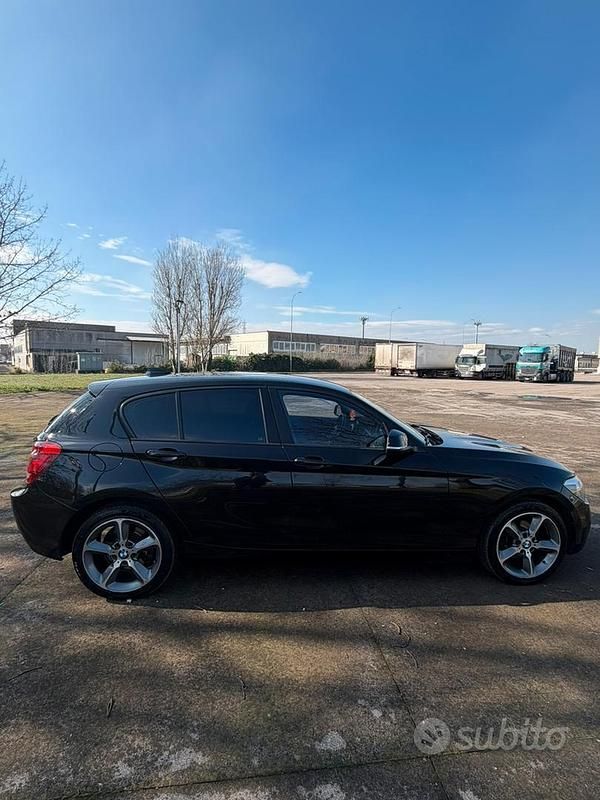 Usata BMW 118 143 CV (105 kW) 2013 Nero Utilitaria