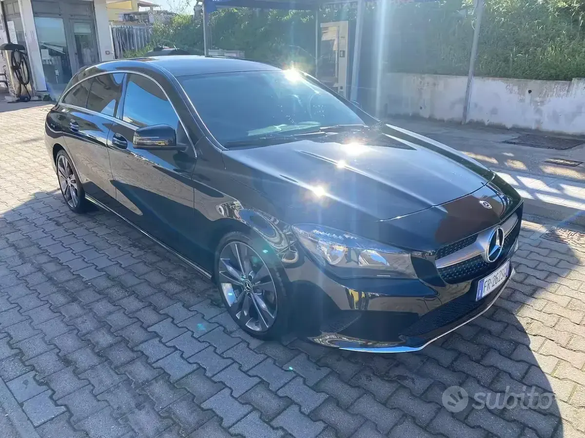 Usata Mercedes CLA200 136 CV (100 kW) 2016 Nero Coupé