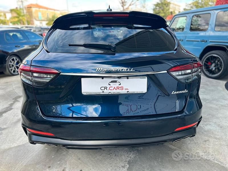 Usata Maserati Levante GT 330 CV (242 kW) 2021 Blu SUV