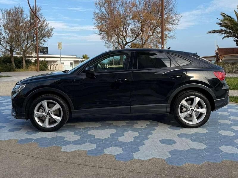 Usata Audi Q3 Sportback 150 CV (110 kW) 2024 Nero SUV
