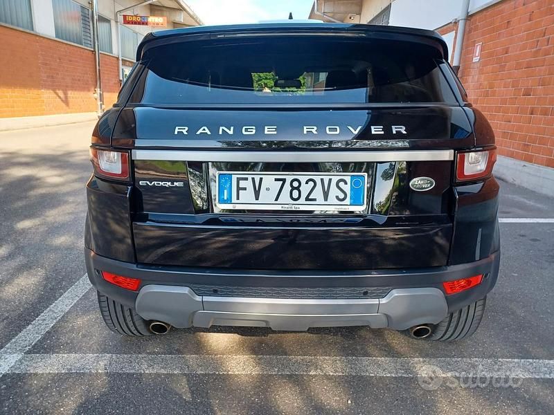 Usata Land Rover Range Rover evoque 150 CV (110 kW) 2019 Nero SUV