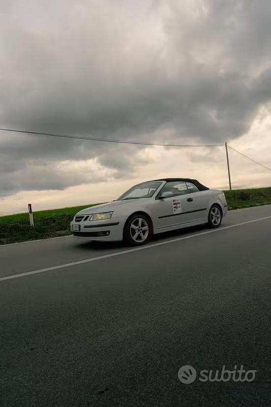Usata Saab 9-3 Cabriolet Vector 150 CV (110 kW) 2004 Grigio Cabrio