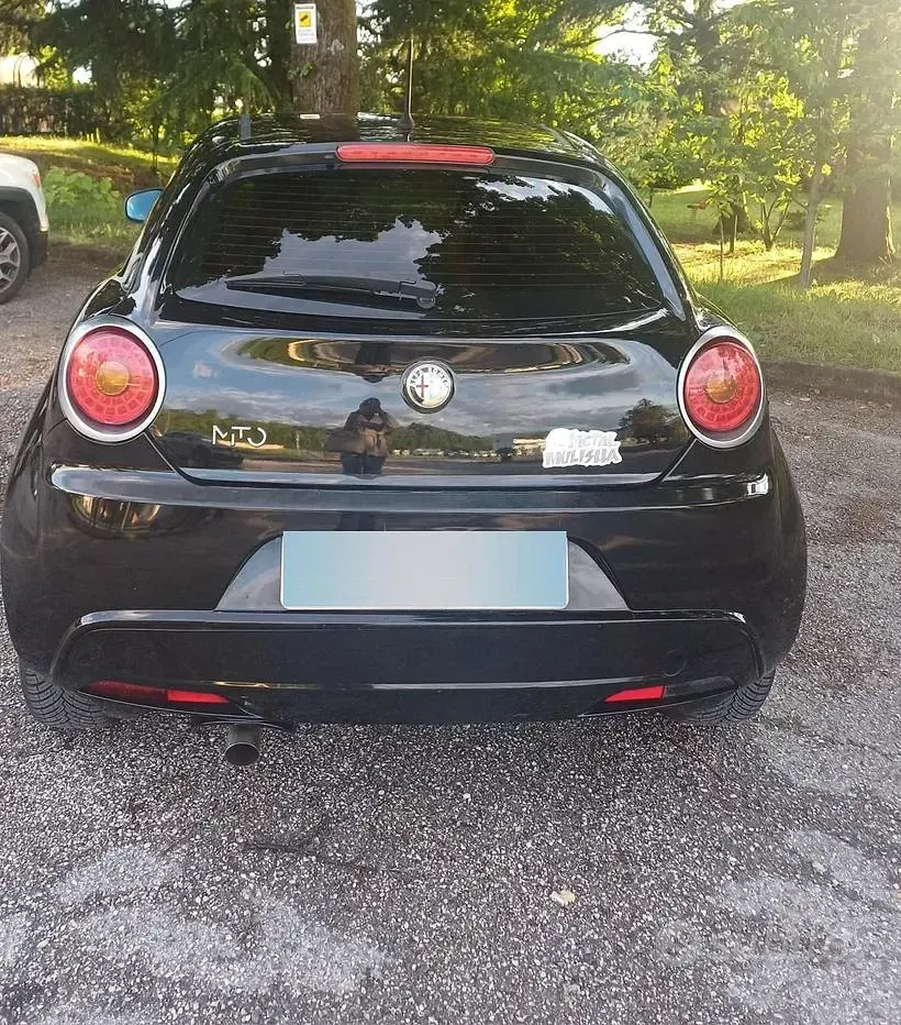Usata Alfa Romeo MiTo 79 CV (58 kW) 2011 Nero Utilitaria