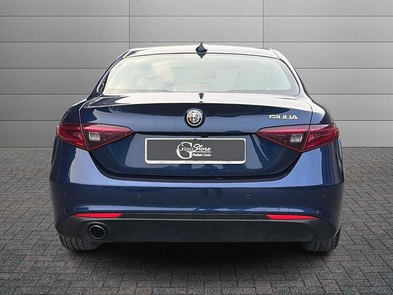 Usata Alfa Romeo Giulia Executive 160 CV (117 kW) 2020 Blu Berlina