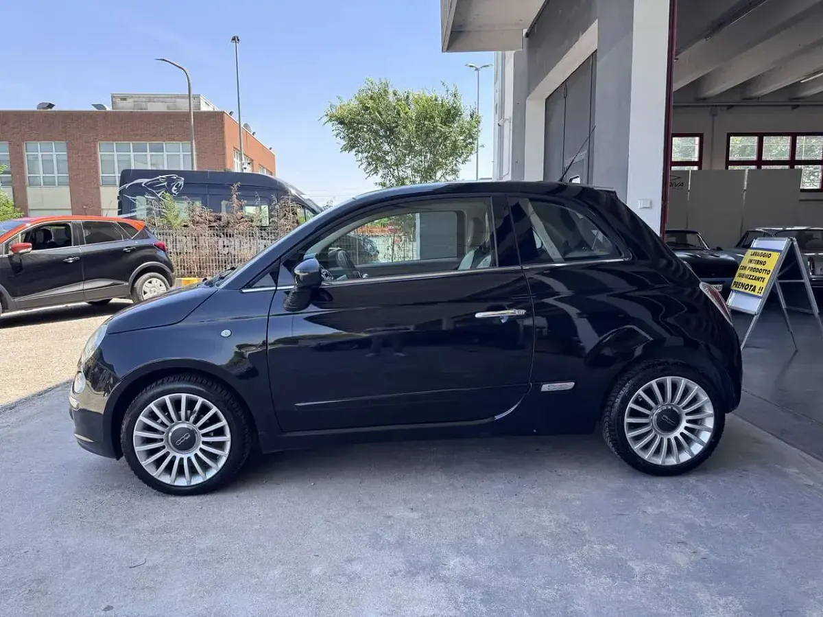 Usata Fiat 500 Lounge 75 CV (55 kW) 2010 Nero Utilitaria