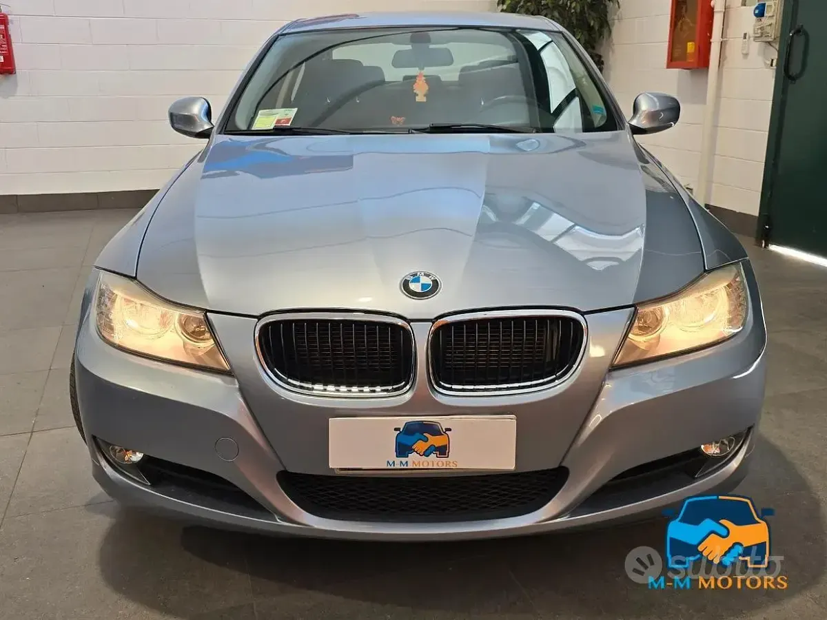 Usata BMW 316 116 CV (85 kW) 2011 Blu Berlina