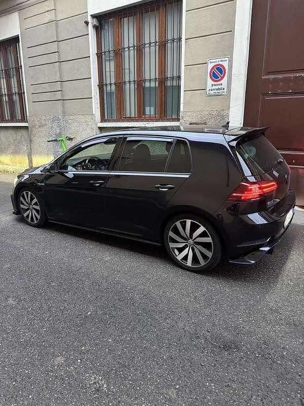 Usata VW Golf VII GTE 204 CV (150 kW) 2018 Blu/azzurro