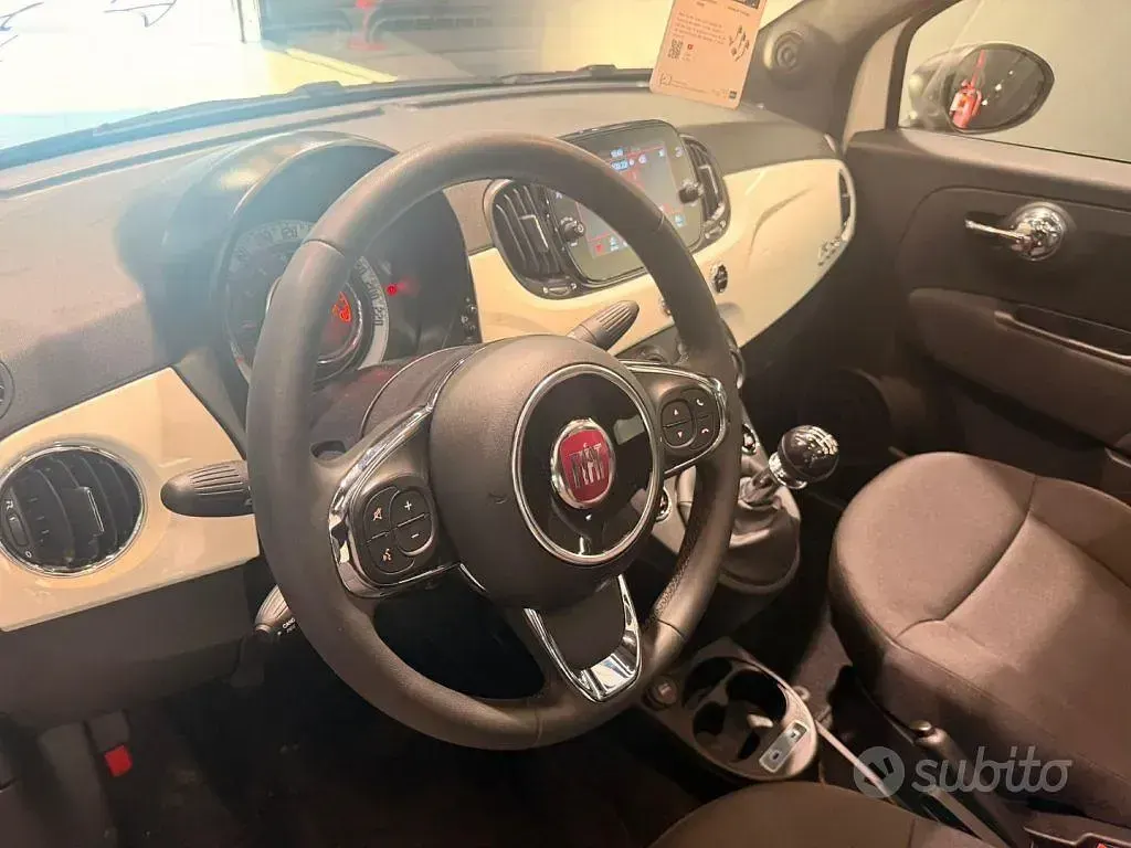 Usata Fiat 500C 69 CV (50 kW) 2023 Bianco pastello Cabrio