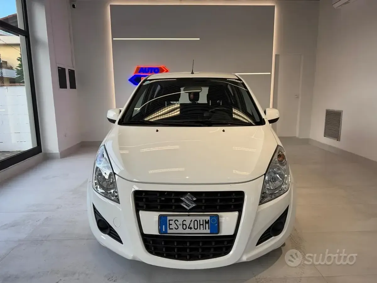Usata Suzuki Splash GL 68 CV (50 kW) 2014 Bianco Utilitaria
