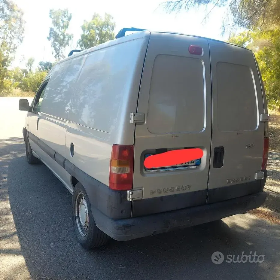 Usata Peugeot Expert 94 CV (69 kW) 2005 Furgone