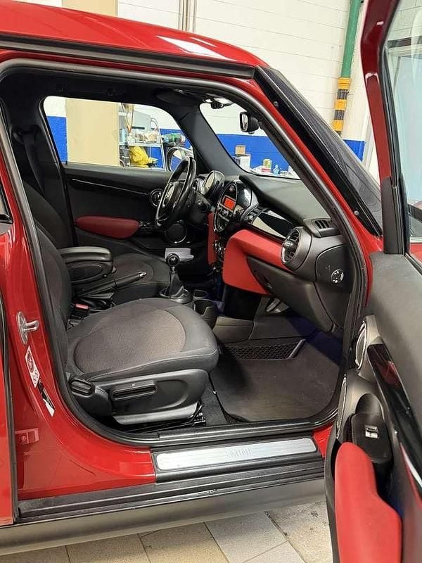 Usata Mini ONE 102 CV (75 kW) 2015 Other Utilitaria