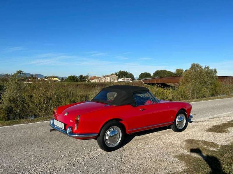Usata Alfa Romeo Giulietta 92 CV (67 kW) 1963 Rosso alfa Utilitaria