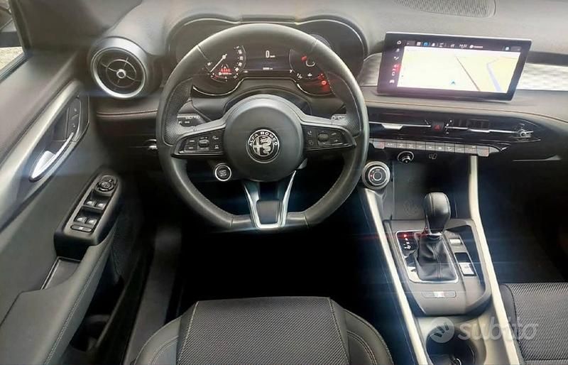 Usata Alfa Romeo Tonale Ti 130 CV (95 kW) 2023 Blu SUV